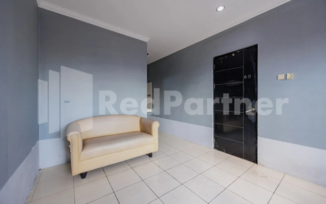 Jo Inn RedPartner