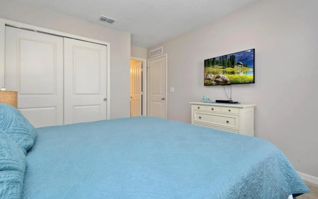 Four Bedrooms Townhome Close to Disney 5122