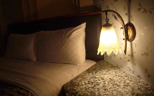 Windmill Fashion Hotel