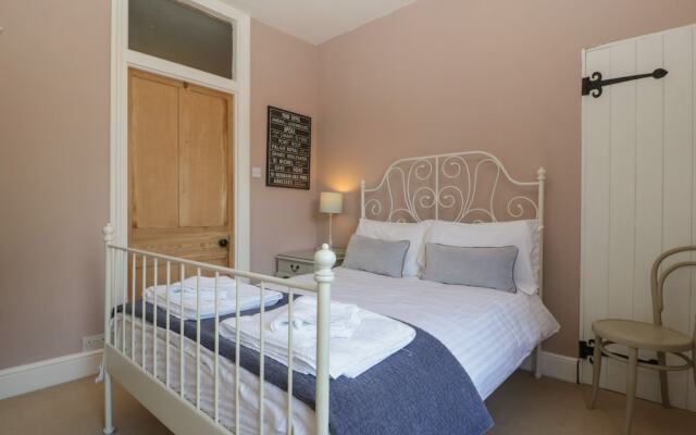 Woodlands Cottage
