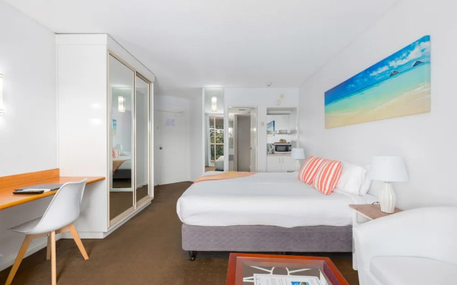 Pacific Bay Resort Suite