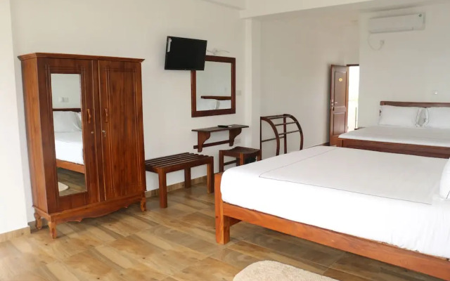 Chaaya inn Hotel
