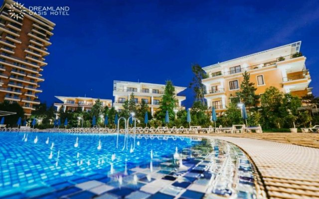 Dreamland Oasis luxury apartment