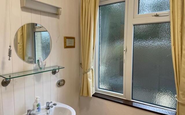 Paddocks Hotel