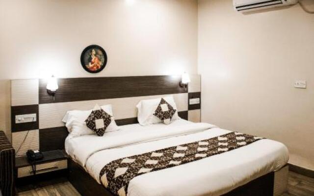 OYO 29062 Hotel Alankar Greens