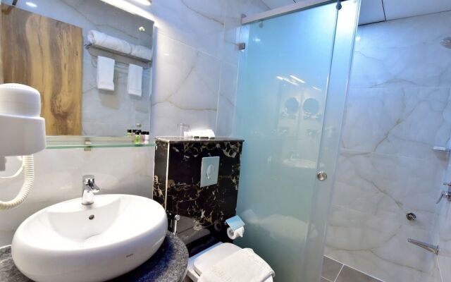 Gardeenia Comfortes Suites