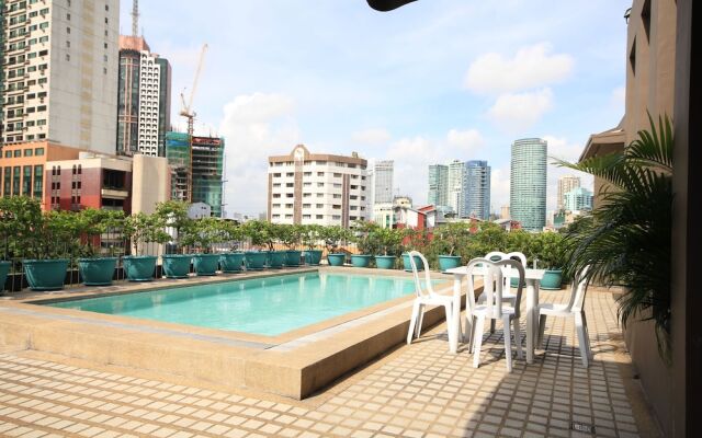 Corporate Executive Orient Suites