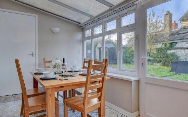 Holiday Home Bro Aeron