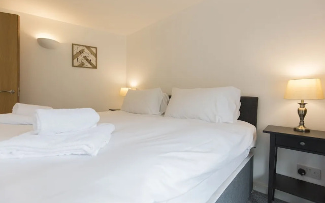 Raleigh Square Apartments