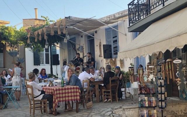 Wild Fig Retreat