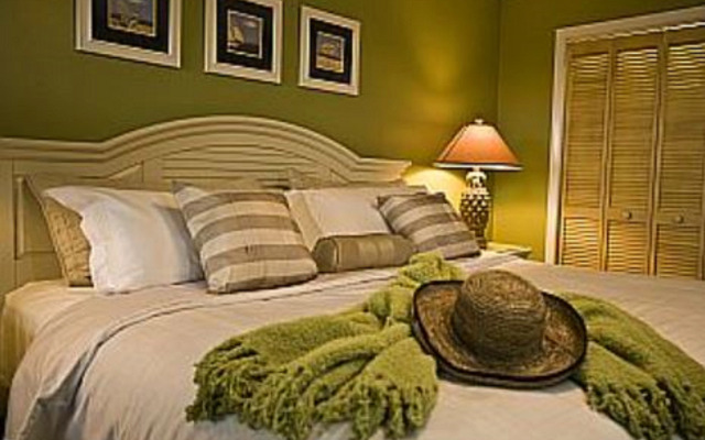 Ocean Pointe Suites at Key Largo