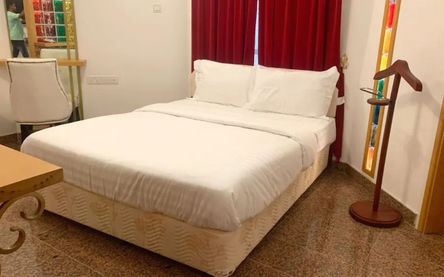 OYO 153 Qurum Heights Hotel