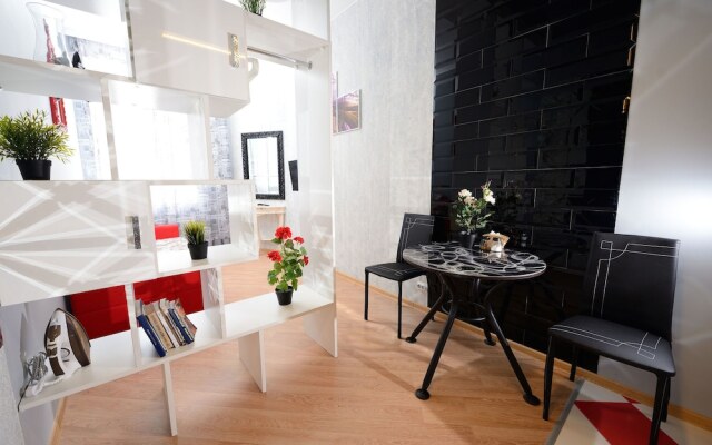 Leto Living Quarters