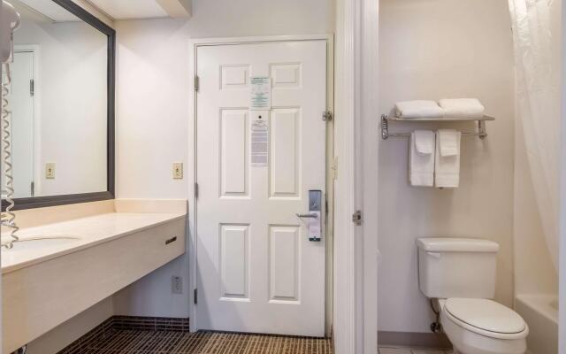 Quality Inn Rome South