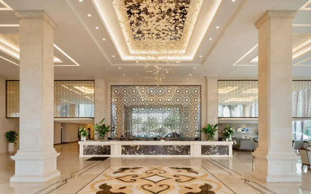 Melia Vinpearl Danang Riverfront