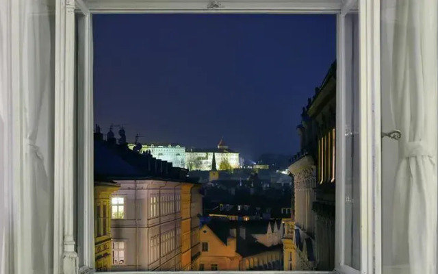The Suite Prague Castle Apartment