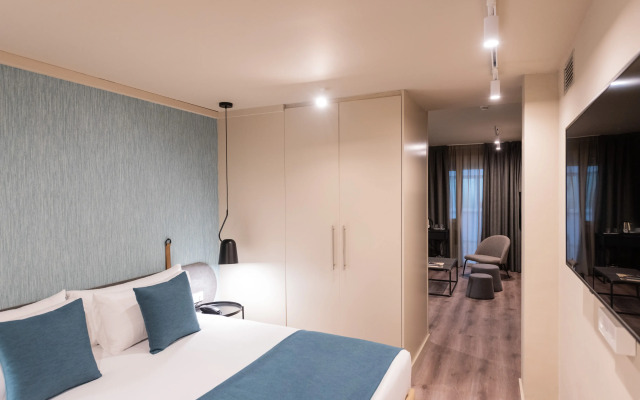 Atenea Rekord Suites
