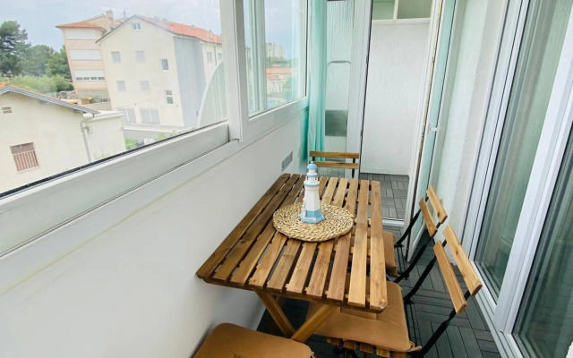 Exceptional apartment with 2 bedrooms near the sea