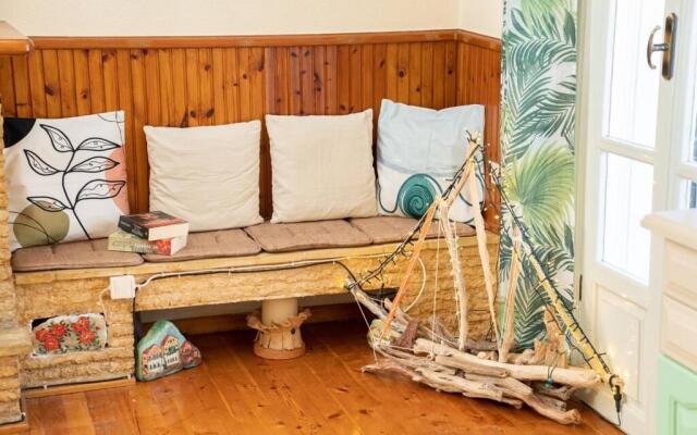 House of Hapiness in Assos