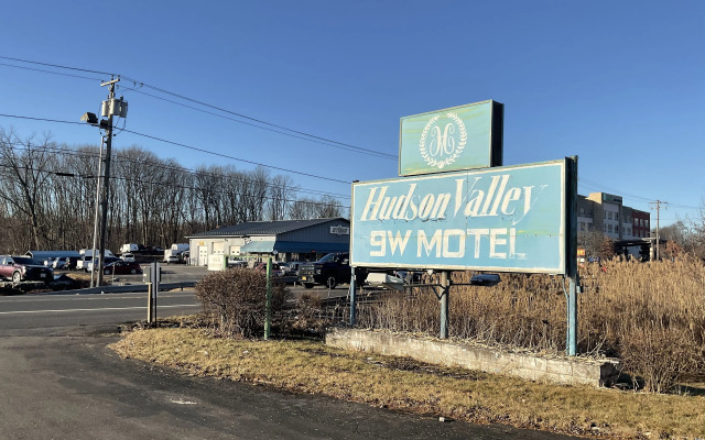 Hudson Valley 9w Motel
