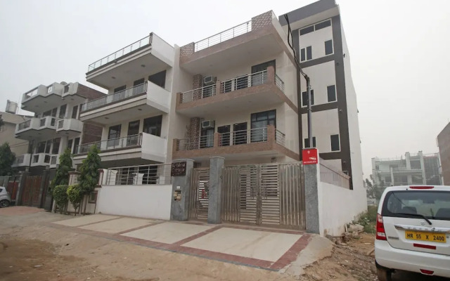 OYO 7526 near Artemis Hospital