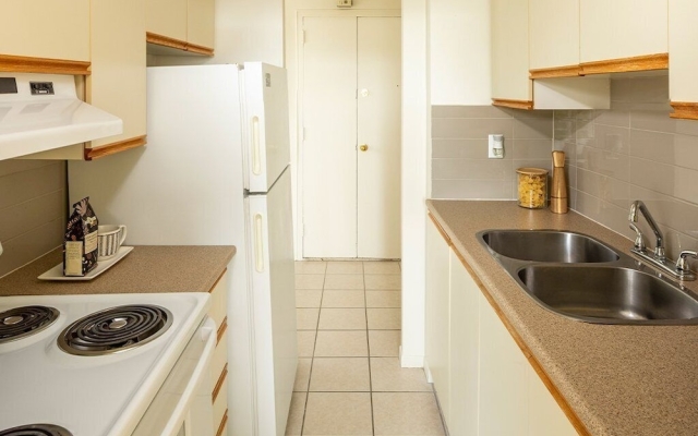 2BR Apt in Vibrant Beaumont Area
