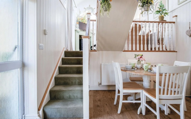 Bee Happy - 1 Bedroom Holiday Home - Saundersfoot