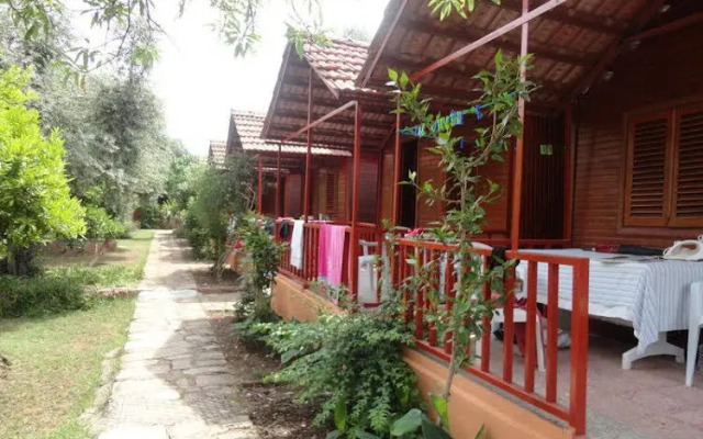 Toll Hotel