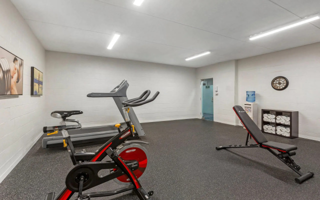 Quality Suites Whitby