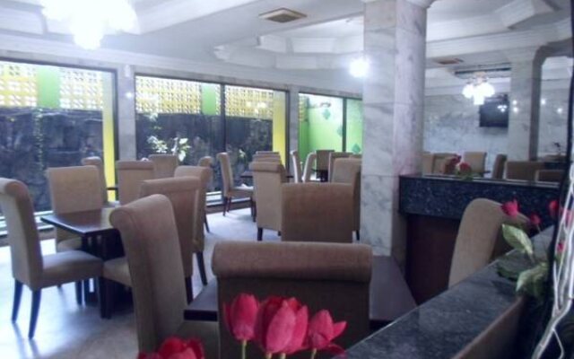 Hotel Tasia Ratu