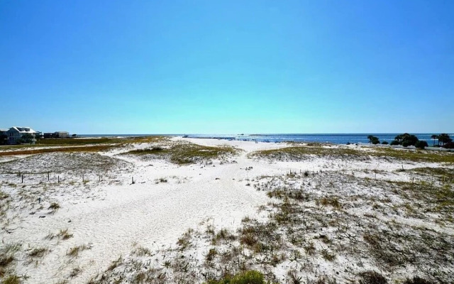 Poolside Villas #104