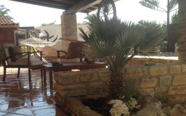 Locazione Turistica Nicole + Dependance