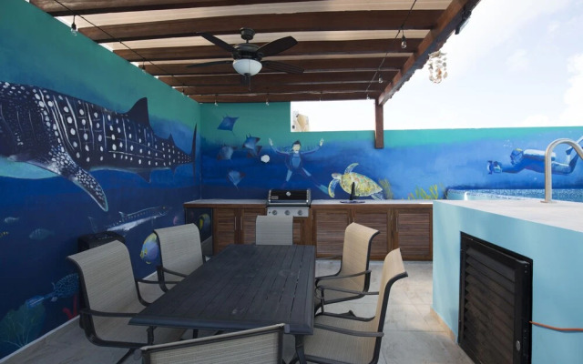 The City Condos by Playa Paradise