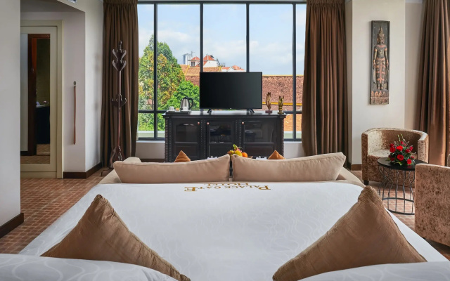 Palace Gate Hotel & Resort by EHM