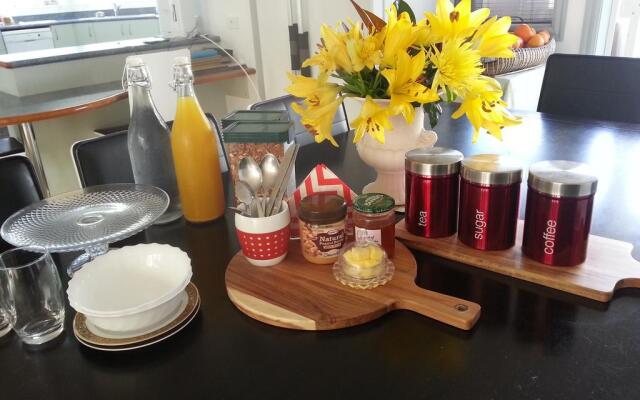 Lush & Co Auckland Bed & Breakfast