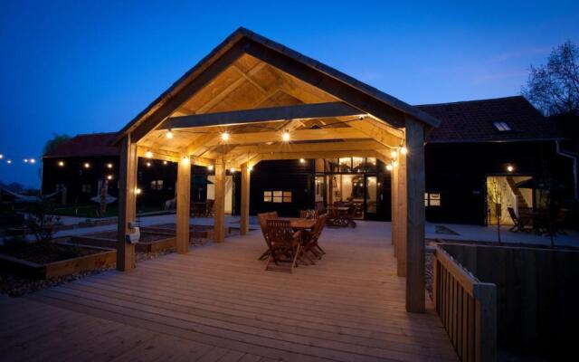 Creeksea Place Barns