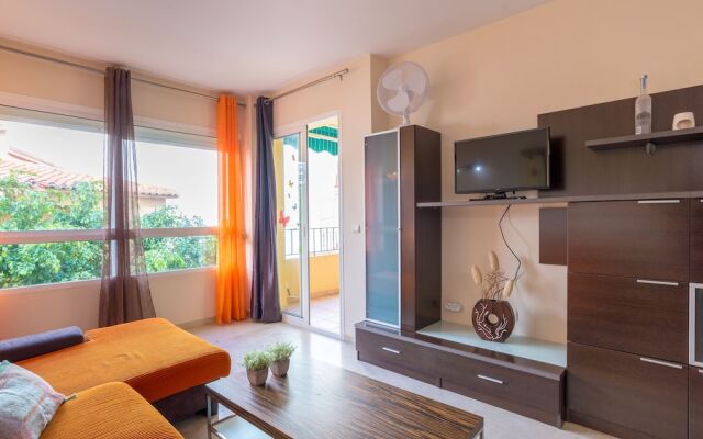 MalagaSuite Torremolinos Beach Apartment