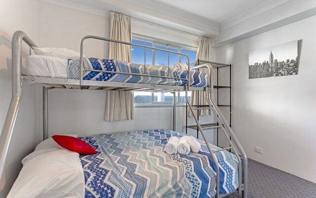 Nelson Towers, Unit 8/71 Victoria Parade