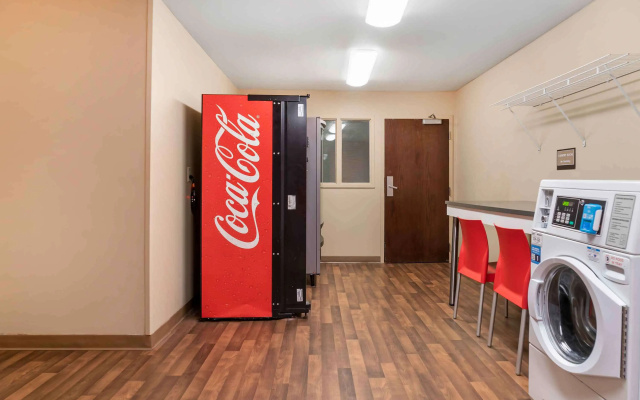 Extended Stay America Select Suites Detroit Sterling Heights