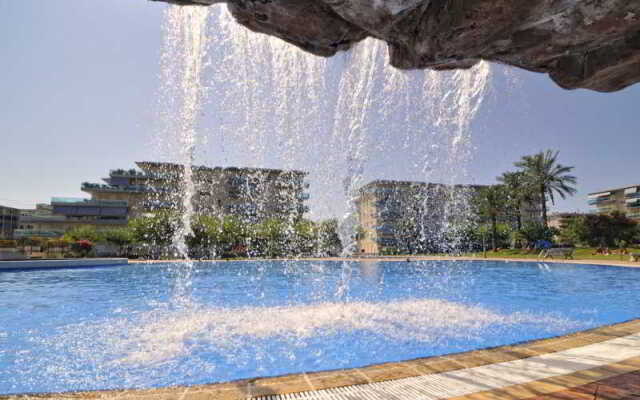 Los Juncos de Pineda Park