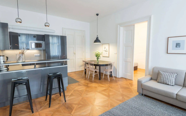 Vladislav City Centre Apartments