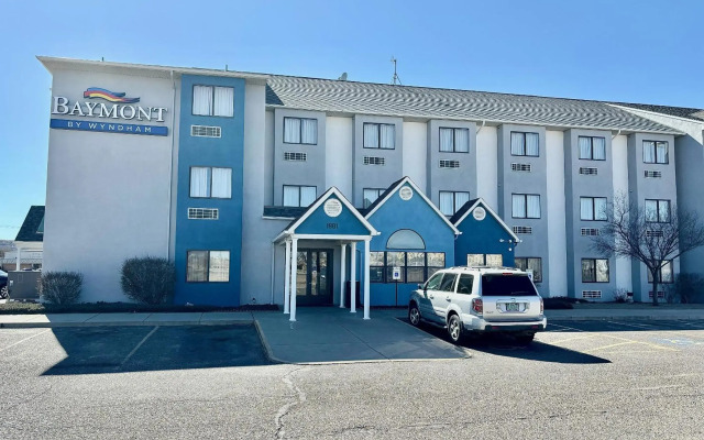 Baymont Inn by Wyndham Farmington