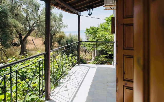 Panoramic sea & mountain view villa