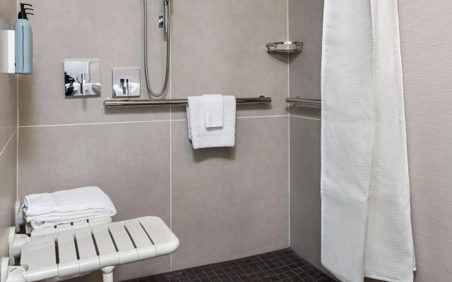 Courtyard by Marriott Phoenix Airport
