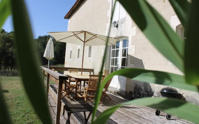 Le Petit Chateau Servanches