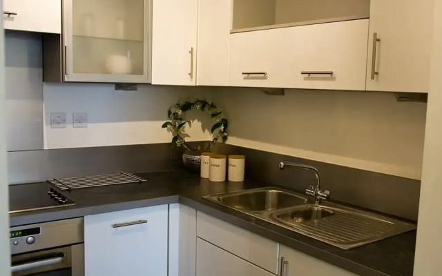 Icon Becket Apartment