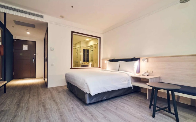 CHECK inn Select Taipei Nangang