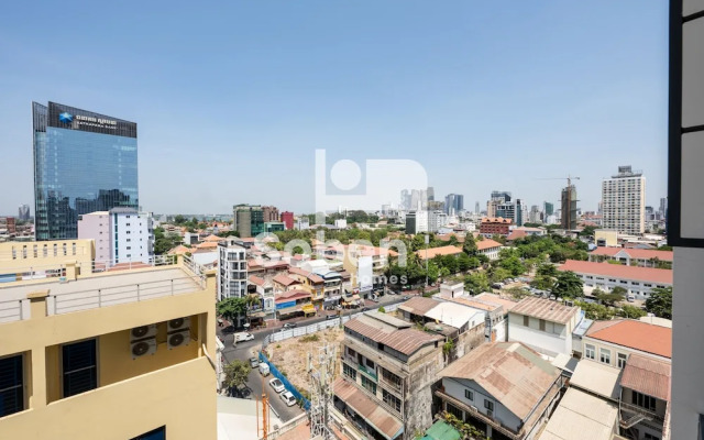 Royal Palace Suites Phnom Penh by Soben