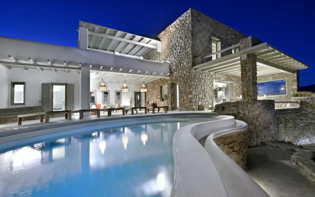 Magnolia in Mykonos With 4 Bedrooms and 4 5 Bathrooms