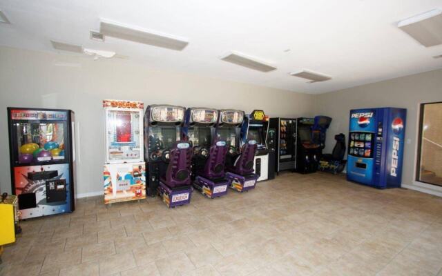 Mainsail Condominiums